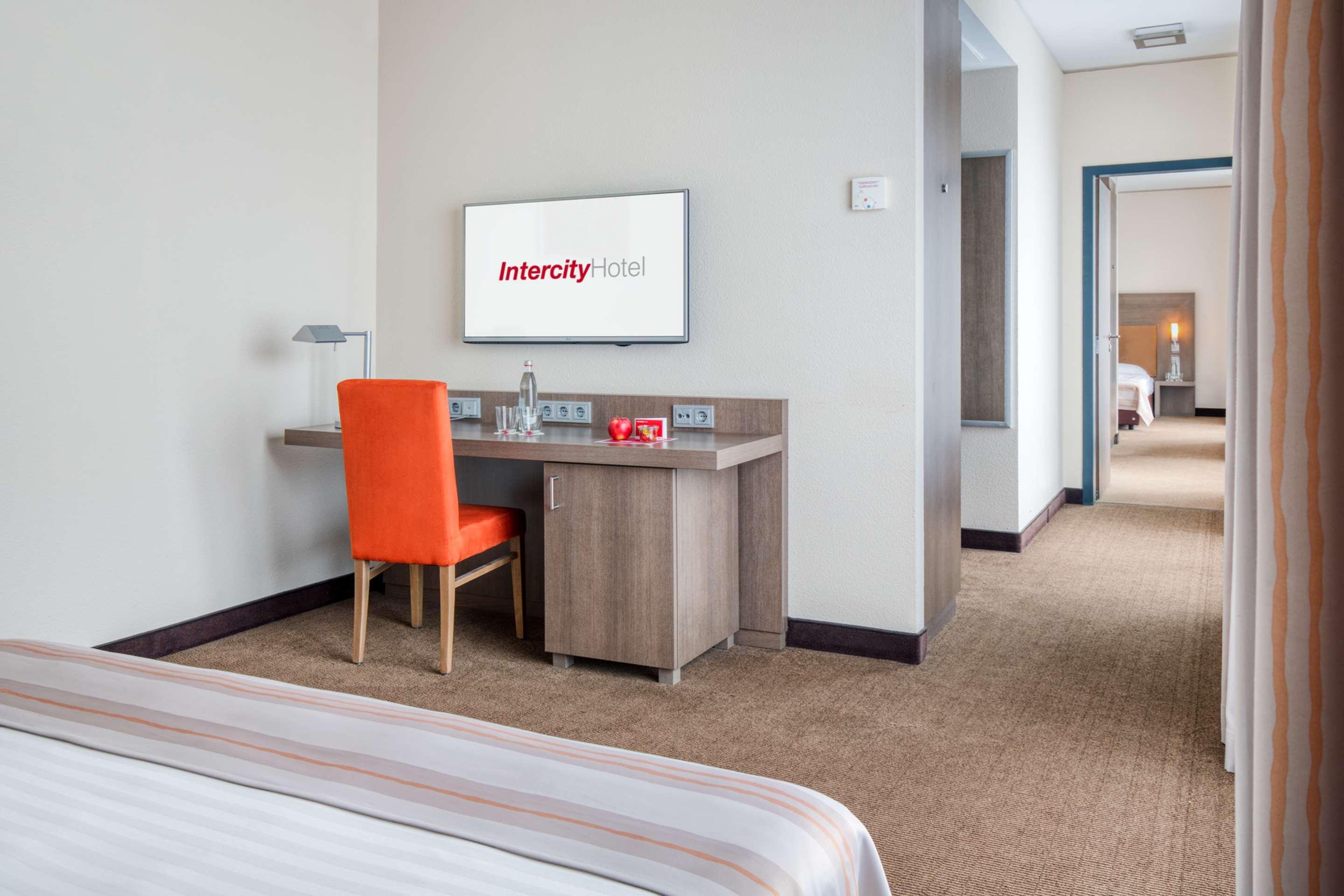 Hotel Intercityhotel 4*