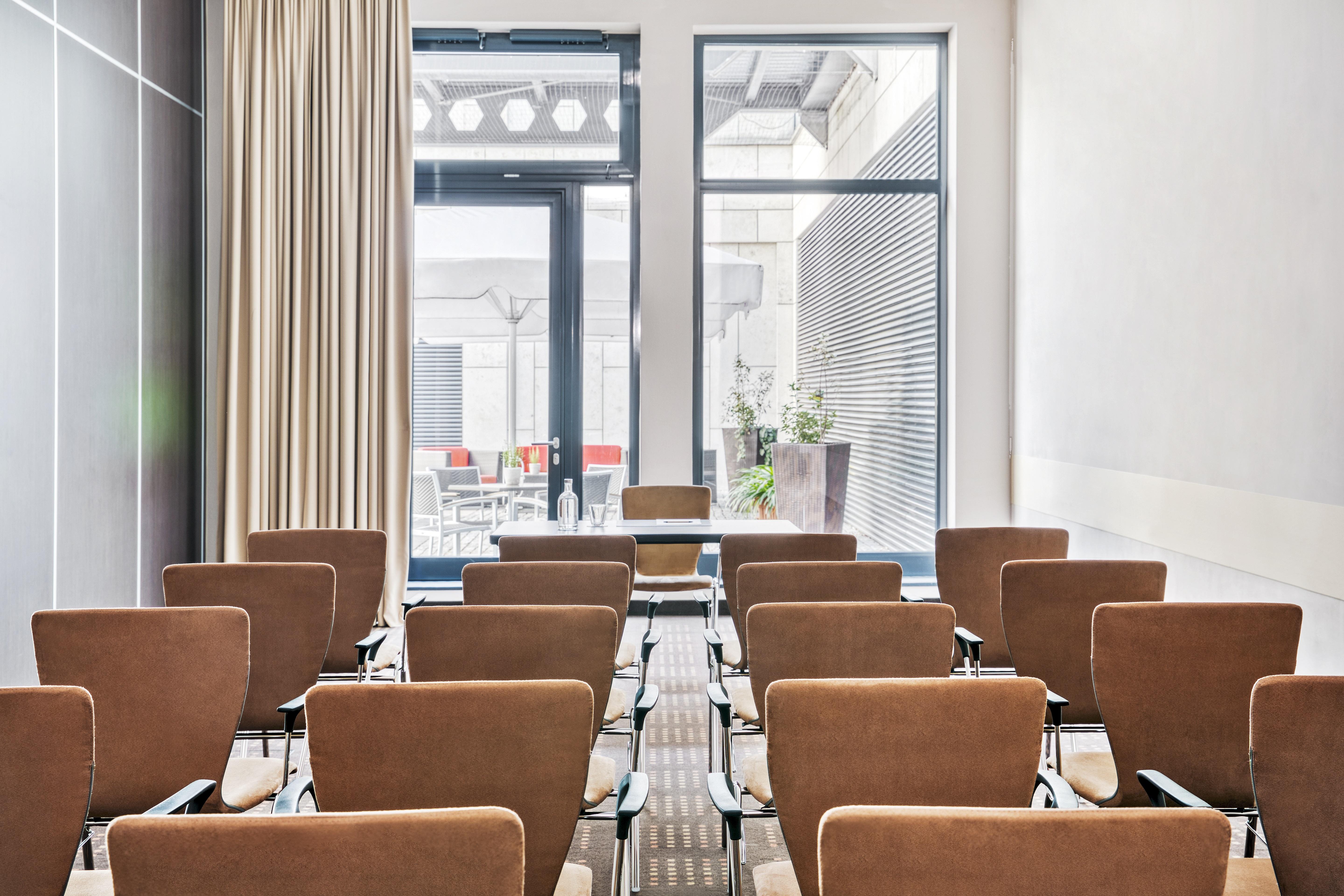 Intercityhotel 4* Dresden