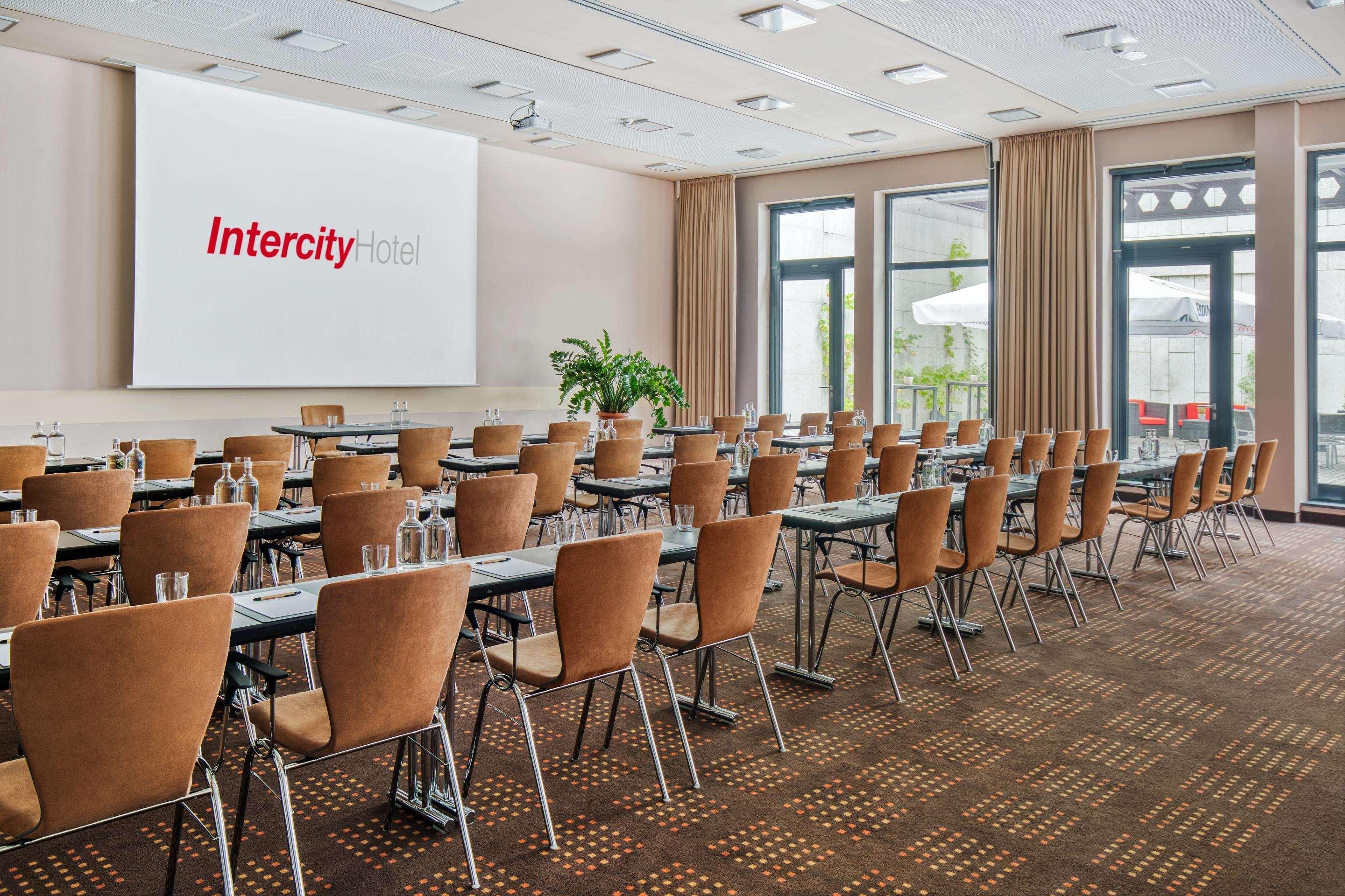 Intercityhotel 4*