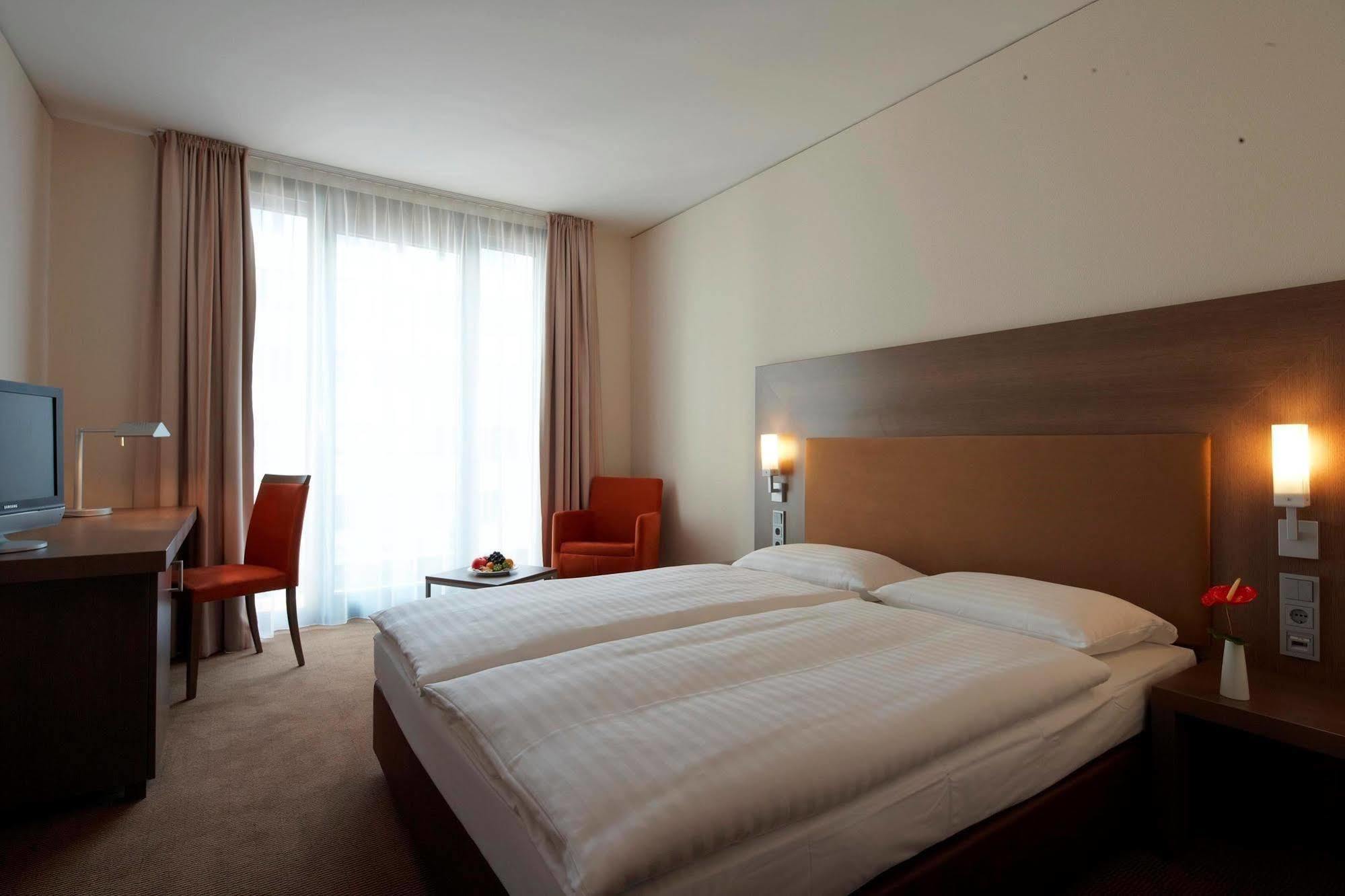 Intercityhotel 4* Dresden